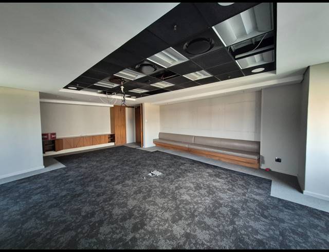 801M² OFFICE TO LET IN SANDTON CENTRAL